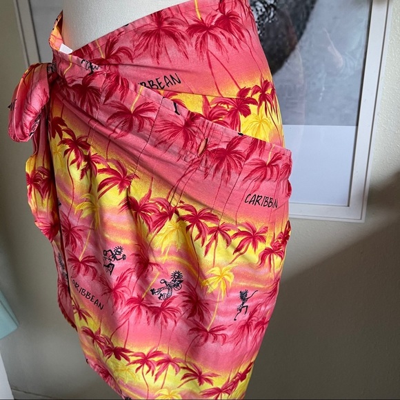 RARE Rima Caribbean wrap mini skirt silky pink red print Hawaiian barbie style - Picture 3 of 10